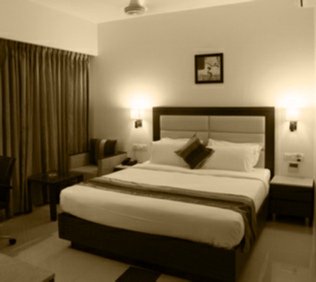 Executive Rooms @ Hotel Le Grande Residency